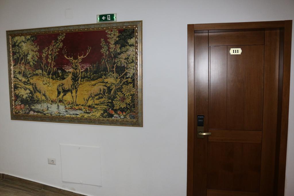 Hotel Kodra 3*