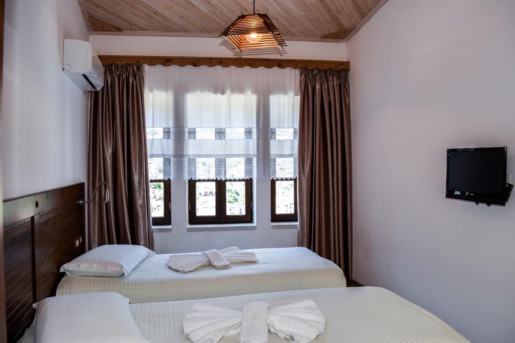 Kodra 3* Gjirokastër