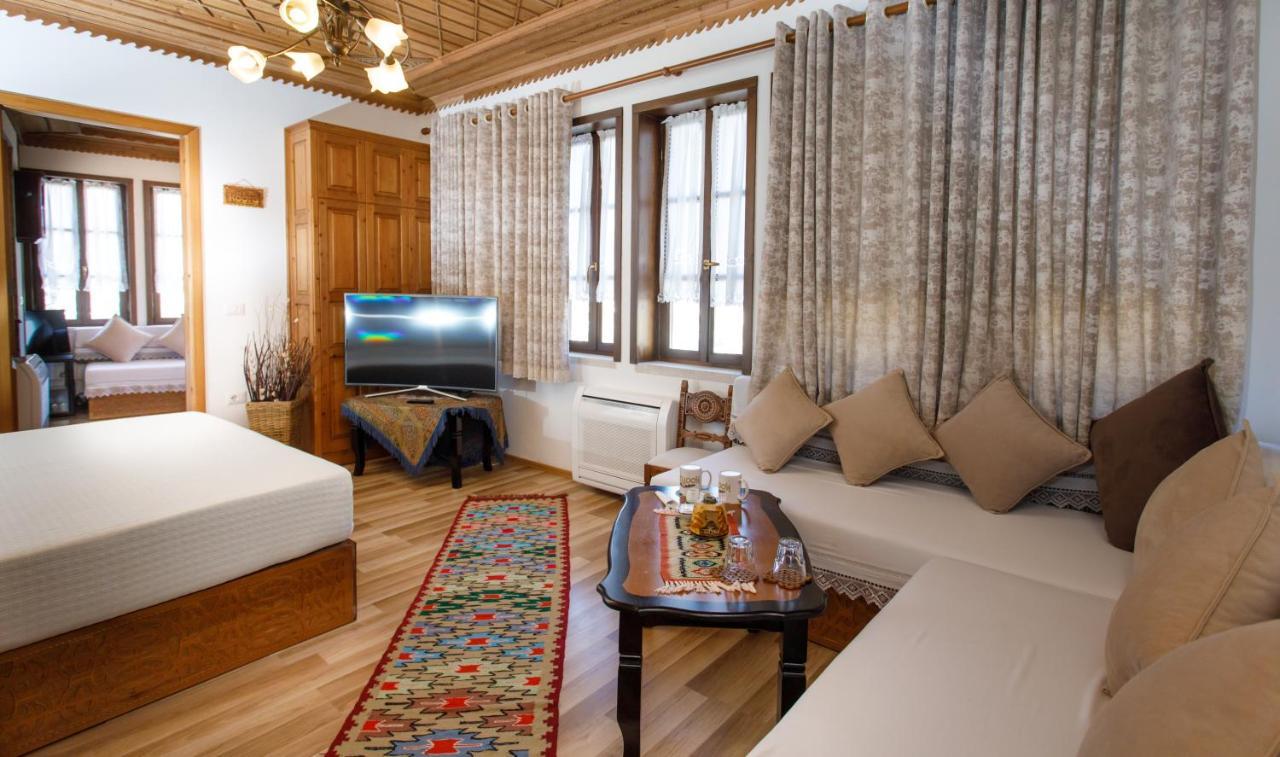 Hotel Kodra 3*